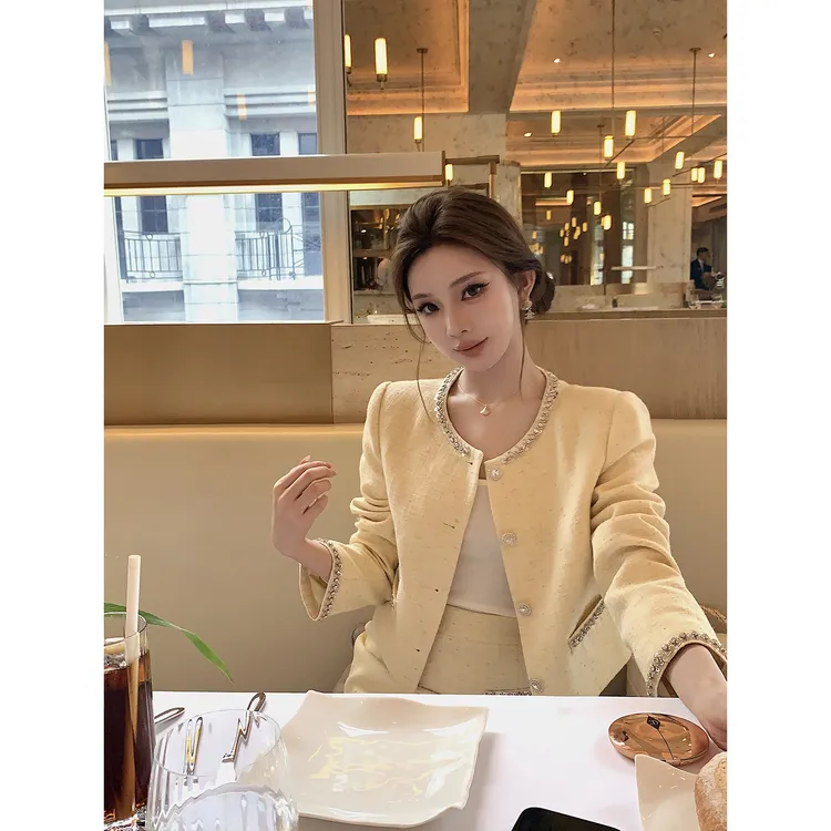 【QIUROUYAO邱肉瑶】论贵气还得是香风!!精致财阀千金感套装