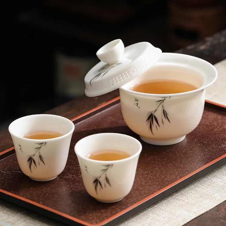 悬停盖碗功夫茶具套装家用办公室会客防烫陶瓷盖碗单个高档泡茶碗