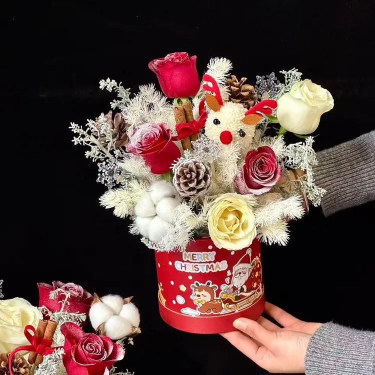 圣诞新款迷你卷边抱抱桶插花桶平安夜水果diy小桶圣诞卡片