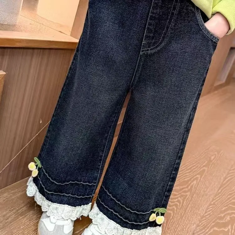 女童牛仔裤2025春秋新款裤子宝宝洋气樱桃花边儿童秋季百搭长裤