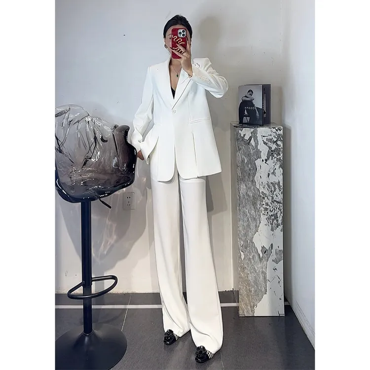2025春装欧洲站新款立体手工盘花宽松西装外套大长腿女神气质套装