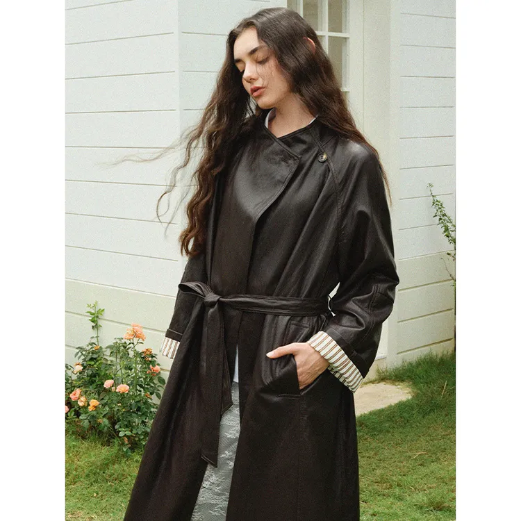独束大码女装【可可慕斯】蛋白皮立领长款风衣时髦皮衣25DS83071