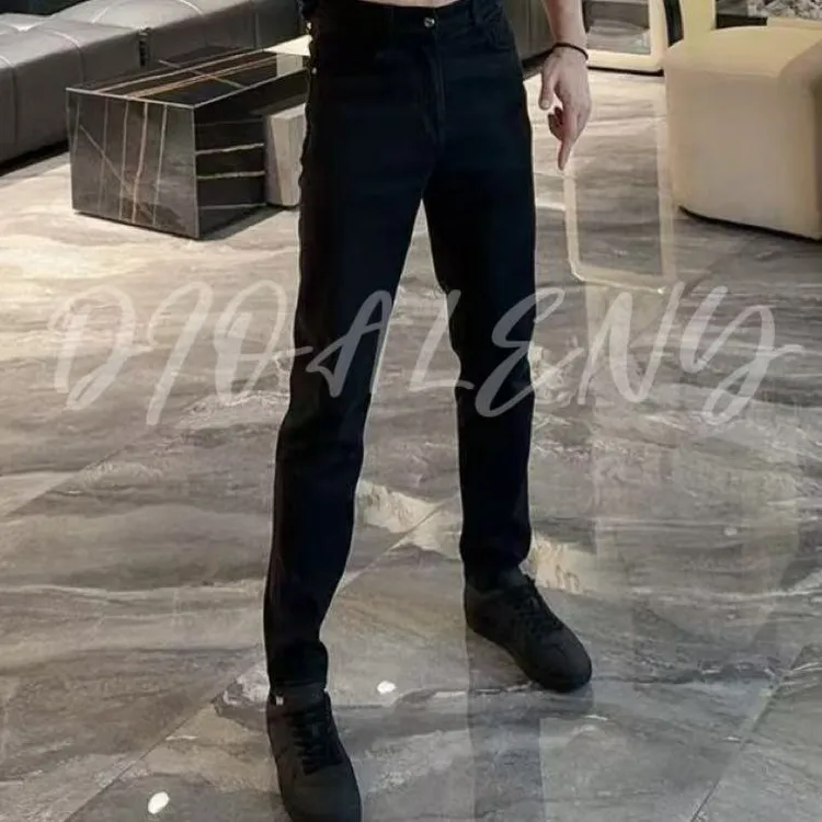 【帅老板】1654冬季轻奢男士莱赛尔小脚微弹磨毛黑灰色牛仔裤