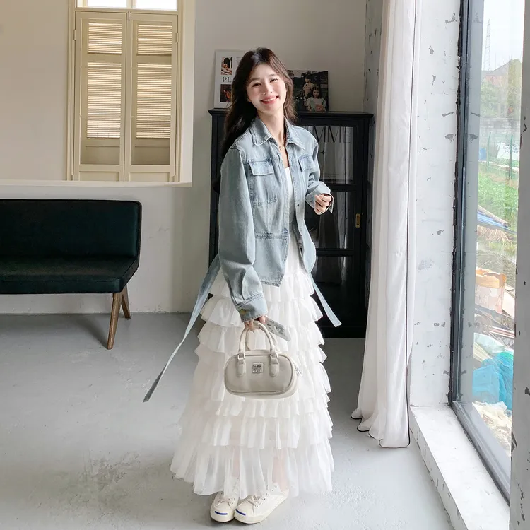 巨好看的早秋套装裙女2025新款温柔风收腰牛仔外套蛋糕裙两件套裙