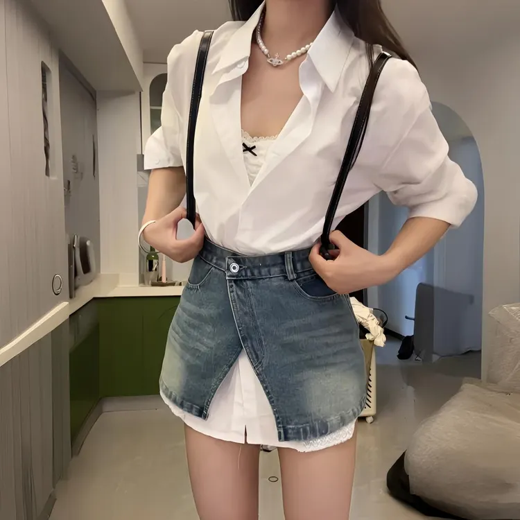 法式都市风时尚套装女2025初秋宽松时尚百搭白色衬衫短裙两件套装