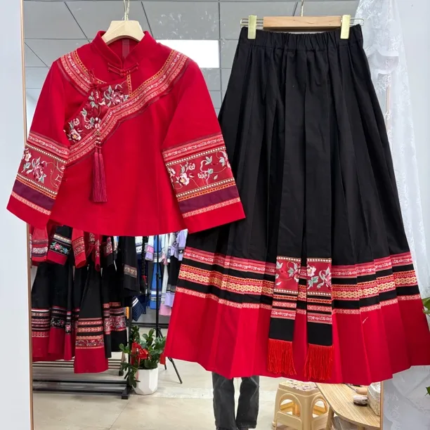 布依族壮族少数民族新娘重工刺绣大摆裙婚服套装