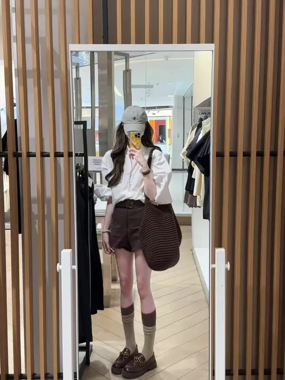 2025早秋新款韩系慵懒松弛感薄款衬衫百搭短裤显瘦休闲裤两件套装