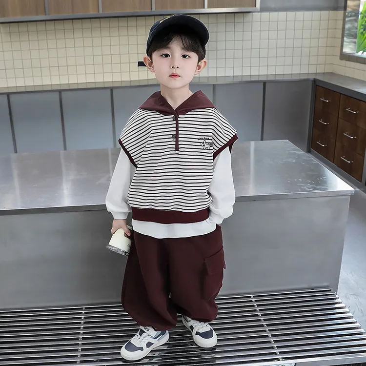 男童套装秋装2025新款儿童秋季洋气卫衣三件套男孩春秋款潮酷衣服