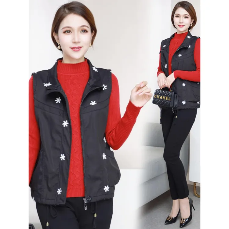 中老年马甲女春秋外穿胖妈妈春装外套加肥加大码中年妈妈马夹背心
