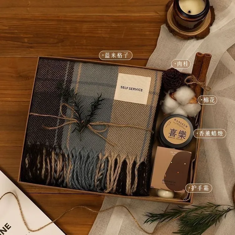 2025新款实用生日礼物送女生朋友闺蜜高级感冬季保暖围巾礼盒套装