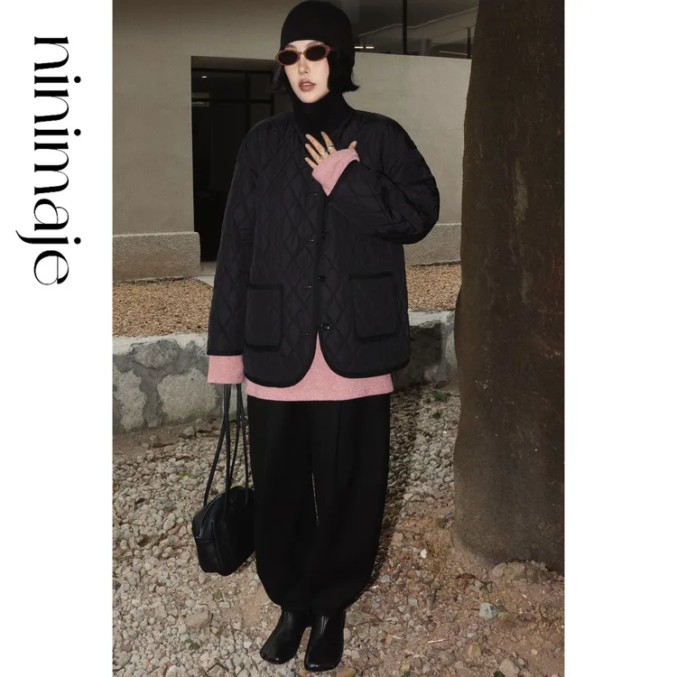  NanBeiBei 冬季新款复古菱格绗缝裥棉拼接领经典菱格棉服 7050