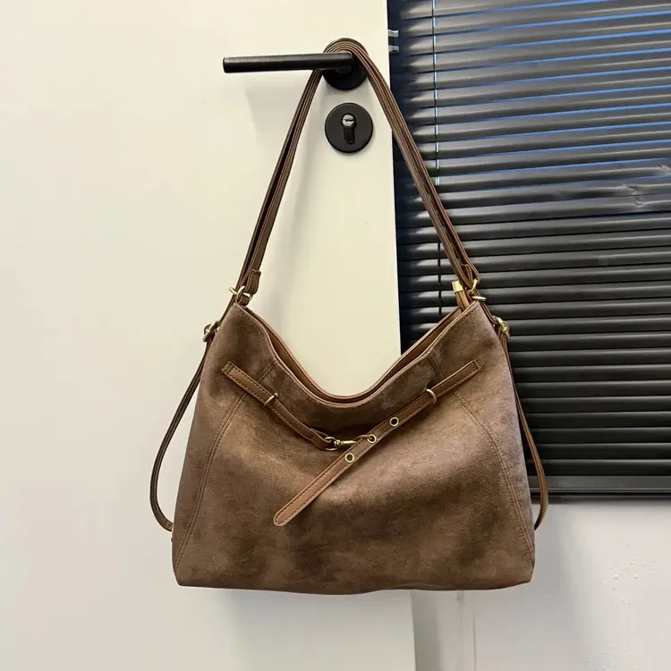 2025高级感复古磨砂皮双面包包大容量日常通勤托特包一包三背款包