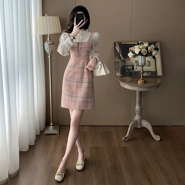 秋季洋气减龄时尚少女感假两件裙子女气质收腰显瘦小香风连衣裙