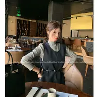 【花花】富人区oni~韩系羊毛圆领百搭叠穿外搭无袖背心+9分阔腿裤