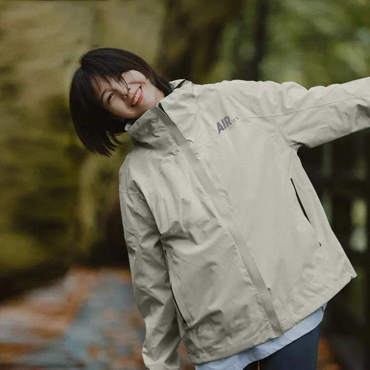 日本山系户外风冲锋衣男女夏秋冬季三合一防风防水露营登山服外套