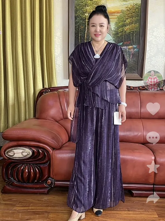 2581款 个性套装气质显瘦时尚洋气 宽松减龄 花文印花夏季短袖