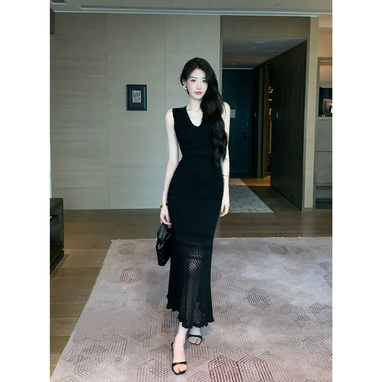 JIJINQI夏季V领常规纯色修身长裙夏季褶皱包臀连衣裙JD07LMPT1483