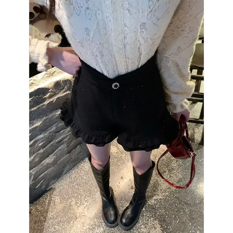 一生罗曼【雪域星辰】法式复古气质黑色花边高腰显瘦短裤女K809