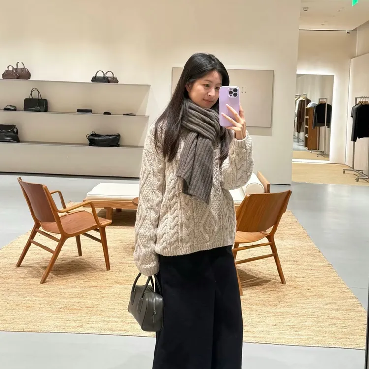 官方授权YEARLY PLAN 2025秋冬时髦羊毛上衣3234