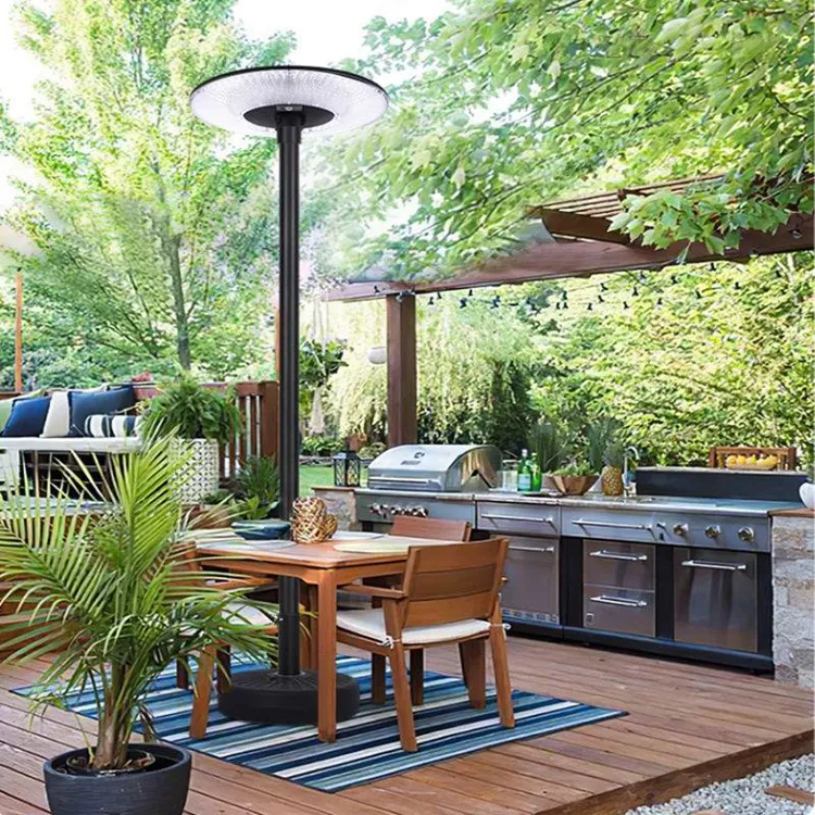 新疆包邮包邮新款太阳能庭院灯移动式户外高杆防水飞碟led落地式