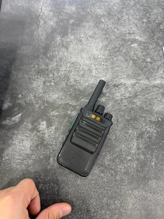 警然对讲机超长距离迷你防水手持