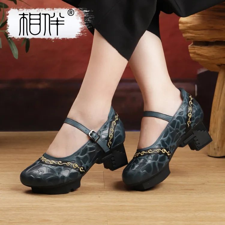 相伴复古真皮手工真皮单鞋宫廷风刺绣中老年粗跟妈妈高跟鞋53227