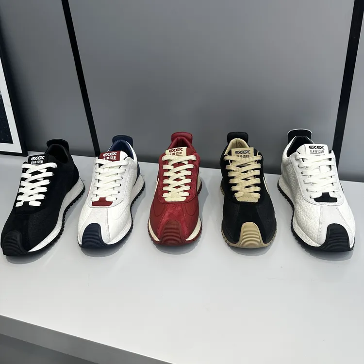 秋季新款时尚百搭低帮轻便潮鞋男士皮面透气防滑跑步运动休闲男鞋