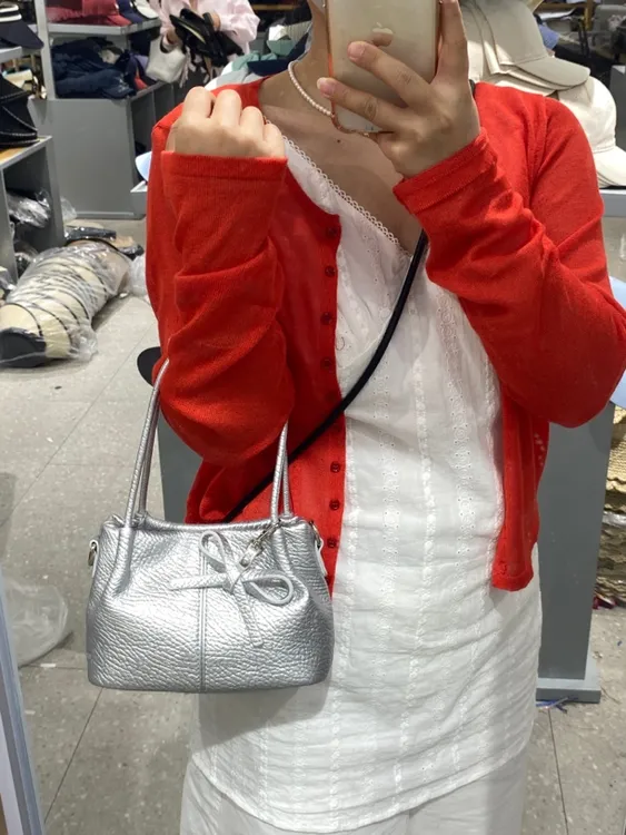 新款甜美大学生皮包蝴蝶结挂扣软皮可斜挎