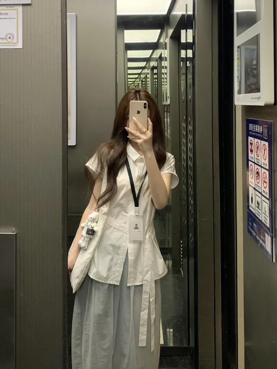 2025夏季新款韩系时尚设计感短袖POLO领衬衫上衣高腰半身裙两件套