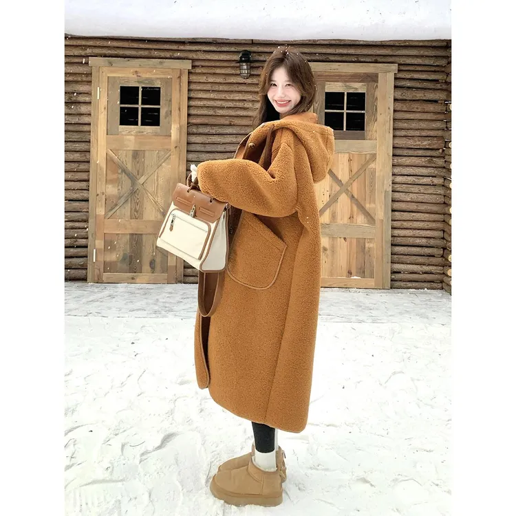 人造皮草 南瓜色羊羔毛外套女冬中长款2025巨好看连帽宽松保暖皮