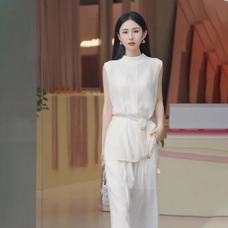 白色休闲背心亚麻套装裤女2025新款夏季高级感小洋装阔腿裤两件套