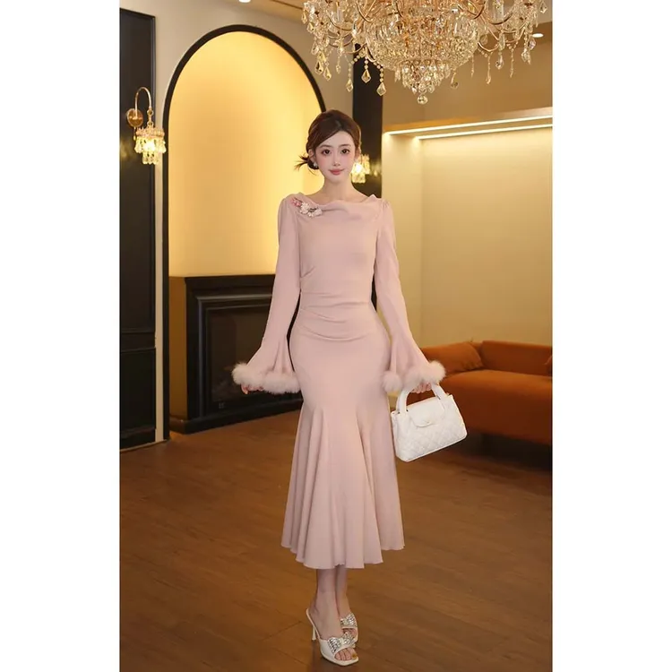 休闲风斜肩款中国风长袖连衣裙秋冬修身复古名媛法式