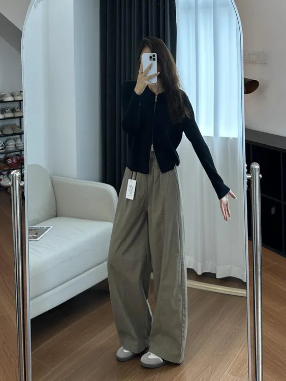 【轻风叙】简约休闲风黑色针织开衫上衣减龄直筒阔腿裤两件套装