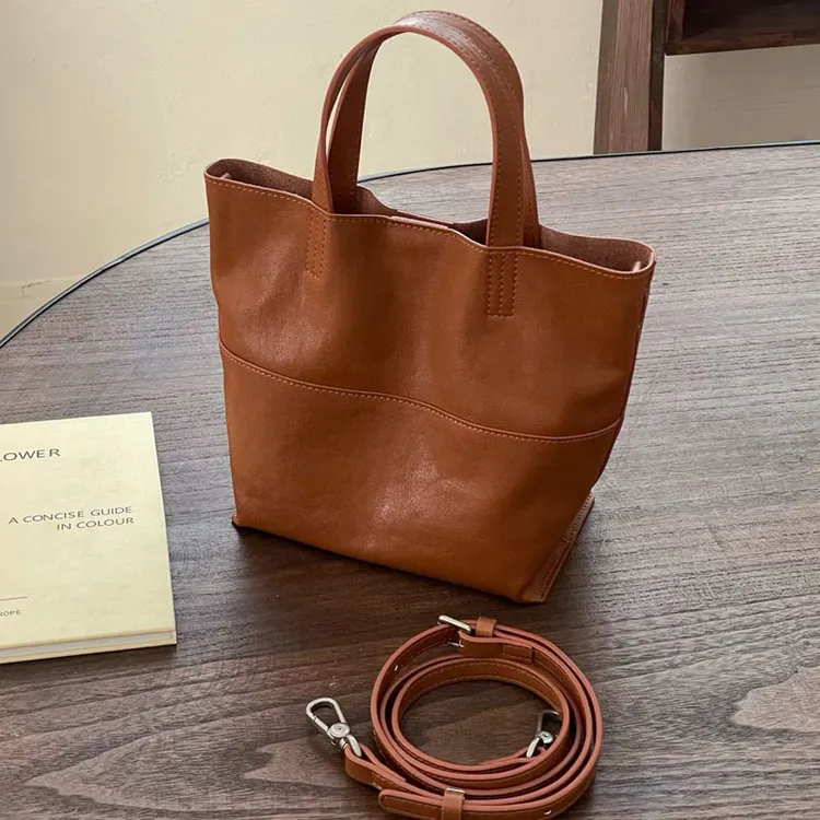 HY2025春季新款复古风头层植鞣牛皮手拎单肩斜挎女包休闲真皮小包