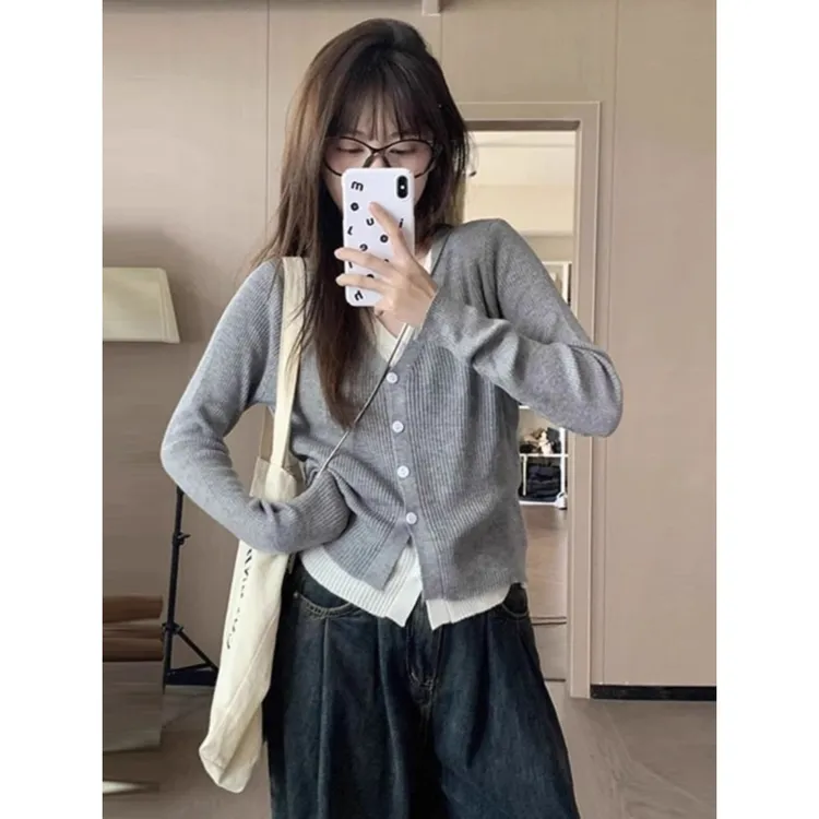 假两件针织衫女2025新款早春款长袖上衣设计感小众秋冬内搭打底衫