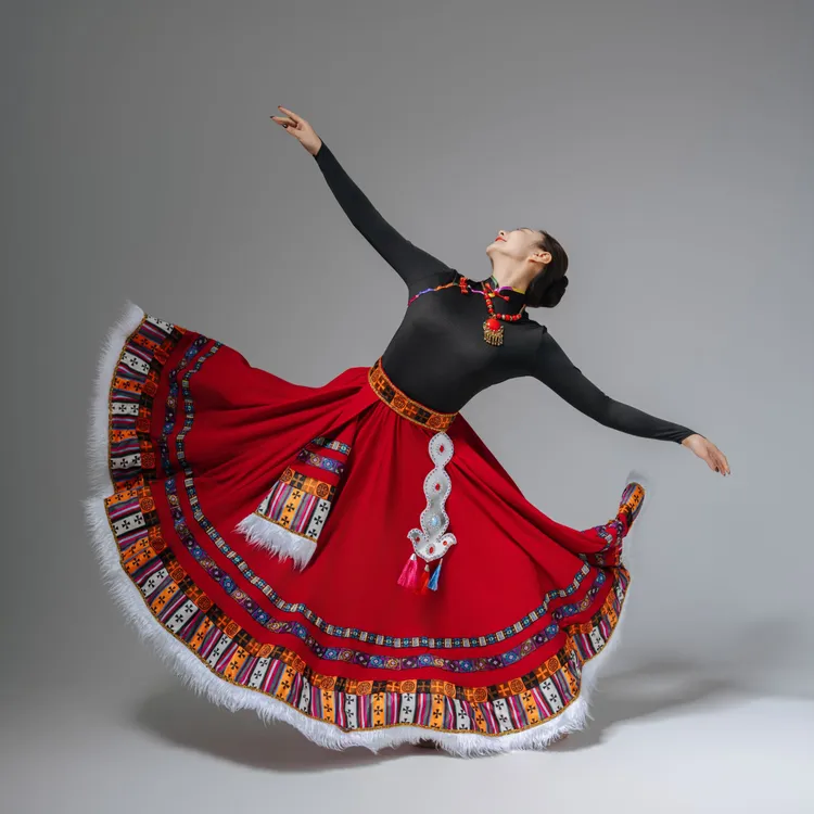 藏族舞蹈演出大摆裙服装藏式藏族舞练功服裙子民族服舞台蒙族维族