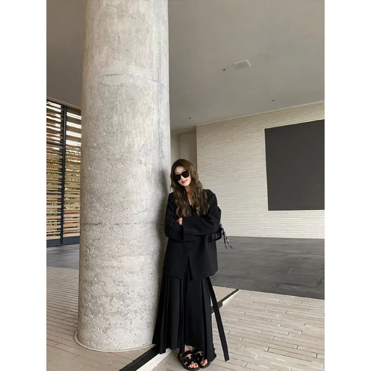 【解构主义】2025春季新款时尚气质廓形西装外套吊带背心压褶半裙女