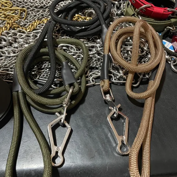 快速释放扣尼龙训狗绳马犬东德中大型犬专用训犬鱼尾钩遛狗牵引绳