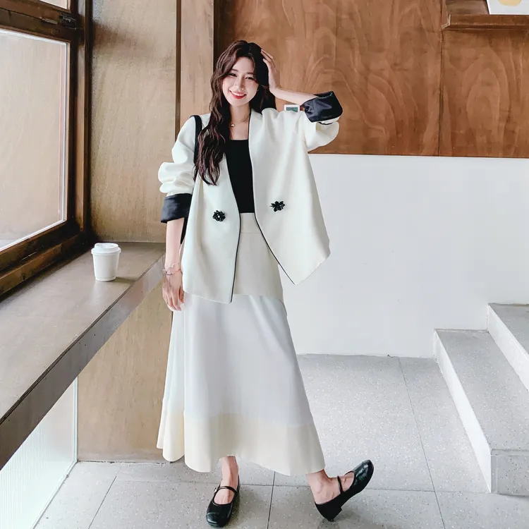 高级感活力减龄时尚套装裙女秋2025新款简约显瘦西装半身裙两件套