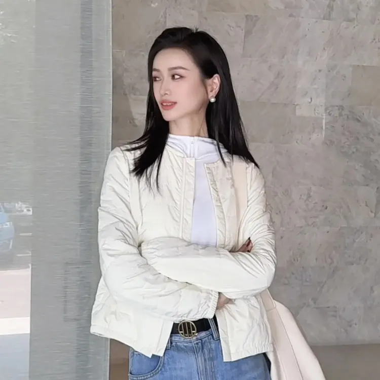AMASS/阿玛施新款简约时尚休闲百搭横条舒适女士早秋菱纹绗缝外套