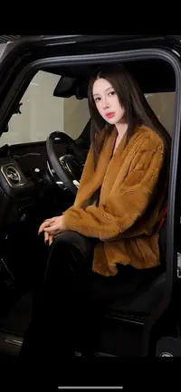 2025新款芬兰进口短二时尚洋气蝙蝠袖水貂外套025557