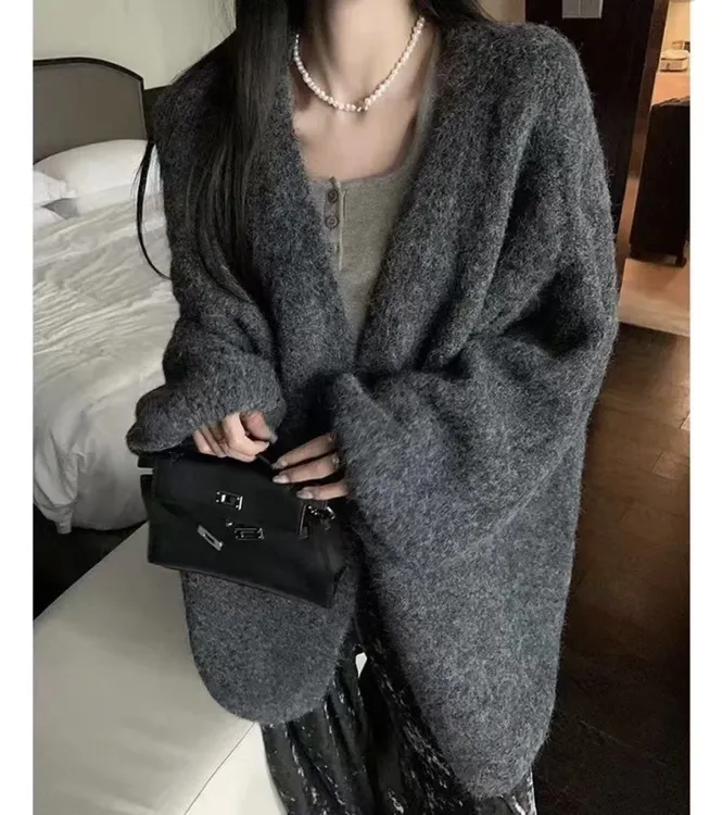 牛角扣长袖针织开衫2025款韩版宽松慵懒风毛衣外套上衣