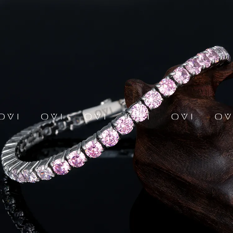 钛钢手链 OVI 5A樱花粉浅粉渐变满钻切工高级不掉色轻奢设计手链