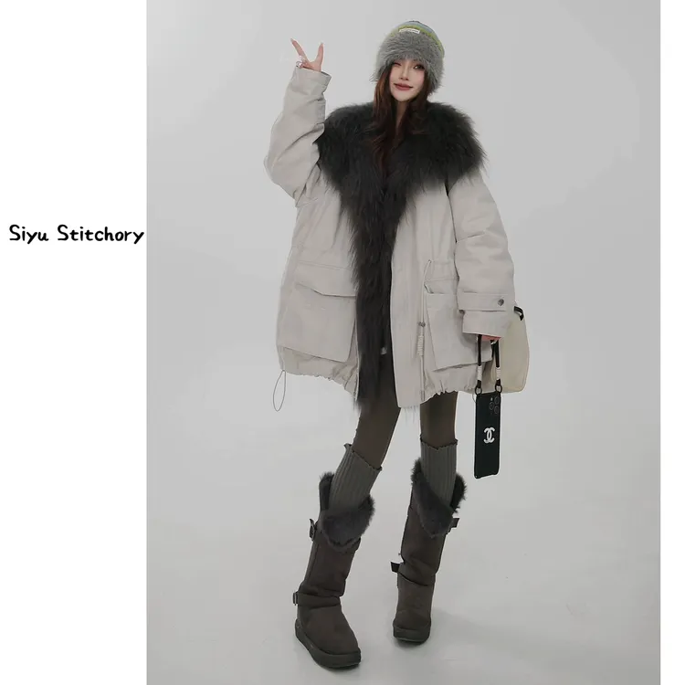 【思语】“白鹭” CC251027 可拆卸超大貉子毛领鹅绒内胆皮草外套