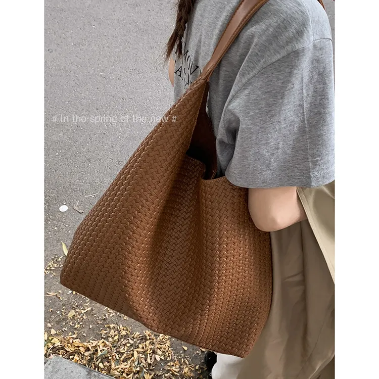复古大容量腋下通勤包包女2025新款简约托特包时尚单肩包