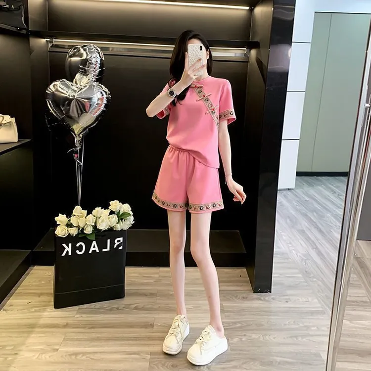 夏季新款绣花运动套装女，圆领短袖+裤子显瘦减龄两件套潮