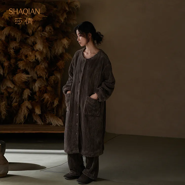 莎倩秋冬季新款女士睡衣珊瑚绒加厚保暖中长款睡袍浴袍家居服套装