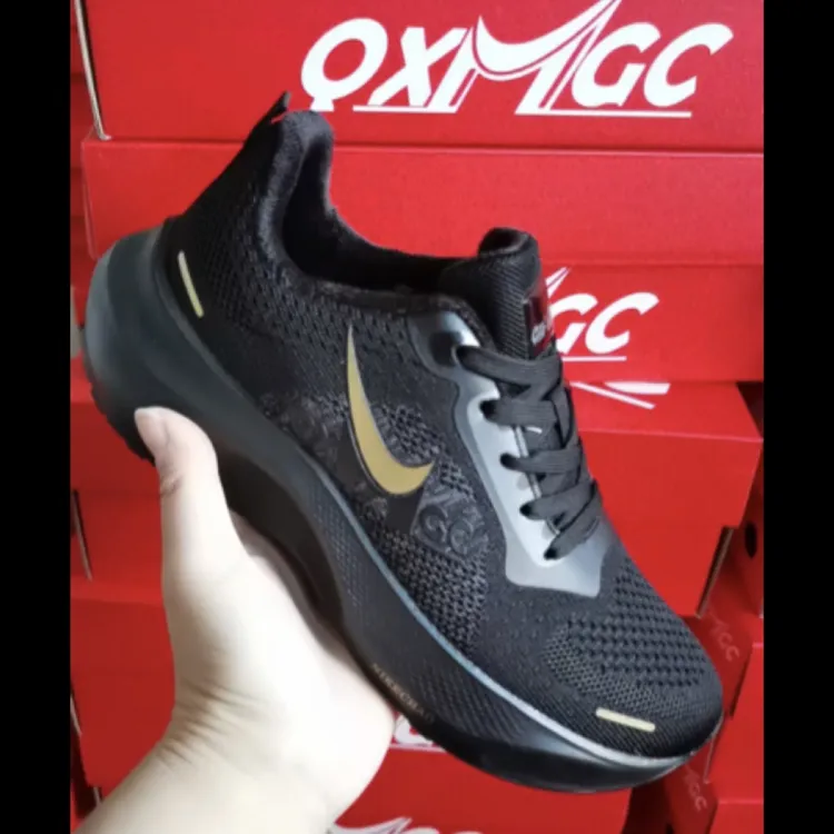 秋冬款加绒棉鞋减震回弹轻便舒适跑步鞋男鞋时尚潮流休闲运动鞋女