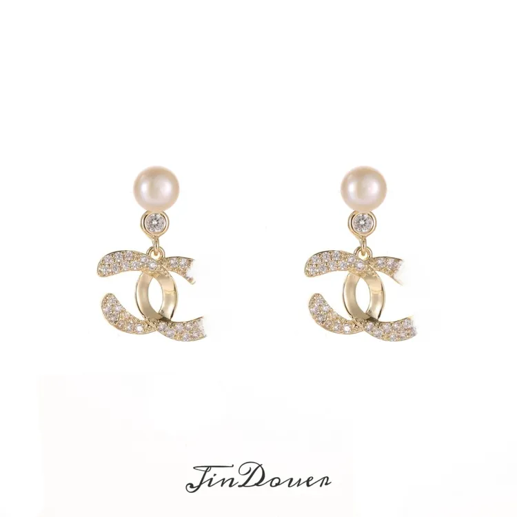 铜合金耳饰 时尚个性新潮网红耳环小众小香风百搭耳饰D028