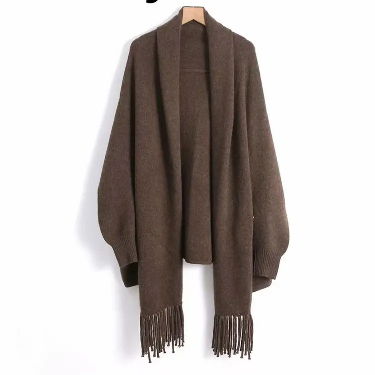 现货已开价 100%羊毛宽松版流苏披肩秋冬外搭开衫 法式慵懒风披肩